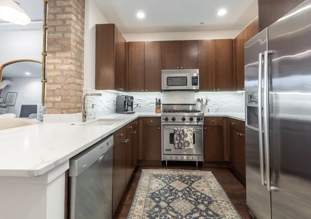 Photo 2 of Condo for sale at 3133 N Lakewood Ave #2F, Chicago, IL 60657 | MLS# 12758307 | Listing updated on 2026-09-16