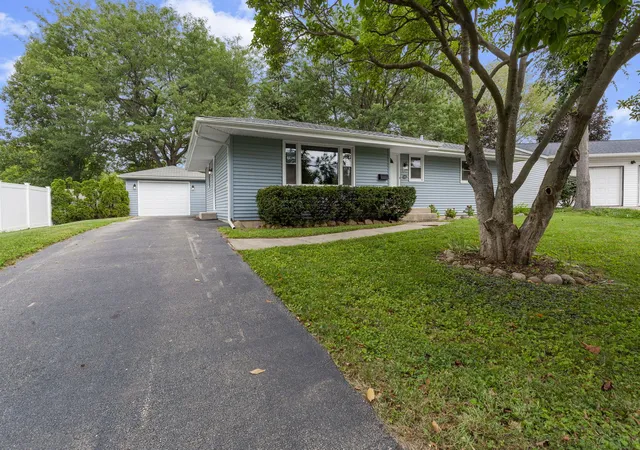 Photo 1 of Single family home for sale at 903 W 10th Street, Belvidere, IL 61008 | MLS# 12758315 | Listing updated on 2026-09-19
