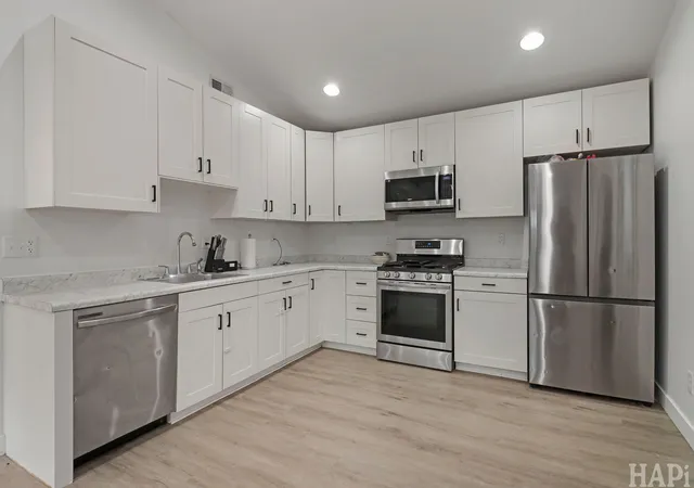 Photo 3 of Single family home for sale at 25425 W Arcade Dr, Lake Villa, IL 60046 | MLS# 12758319 | Listing updated on 2026-09-13