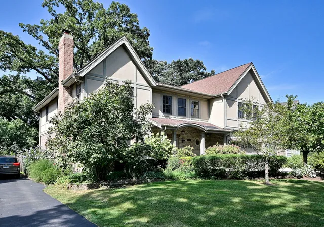 Photo 2 of Single family home for sale at 1430 Park Ave, River Forest, IL 60305 | MLS# 12758321 | Listing updated on 2026-09-13