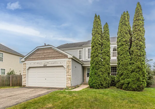Photo 34 of Single family home for sale at 10745 Great Plaines Dr, Huntley, IL 60142 | MLS# 12758348 | Listing updated on 2026-09-14