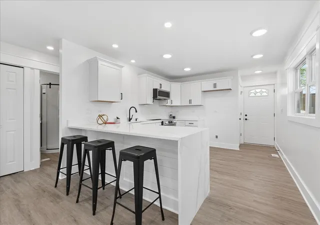 Photo 4 of Single family home for sale at 2800 Jackson Ave, South Chicago Heights, IL 60411 | MLS# 12758361 | Listing updated on 2026-09-17