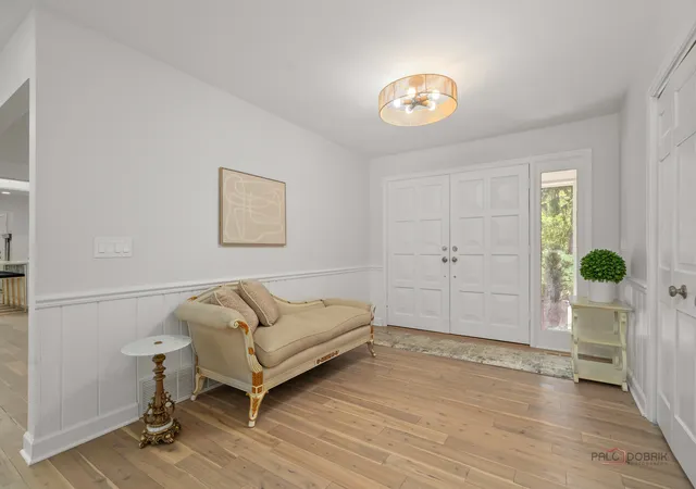 Photo 3 of Single family home for sale at 18 Alexandra Dr, Mettawa, IL 60048 | MLS# 12758363 | Listing updated on 2026-09-27