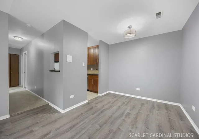 Photo 2 of Condo for sale at 1464 Stonebridge Cir #E3, Wheaton, IL 60189 | MLS# 12758368 | Listing updated on 2026-09-24
