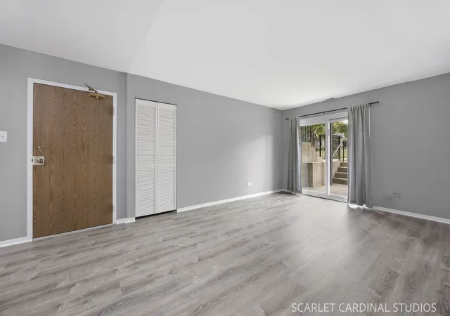Photo 3 of Condo for sale at 1464 Stonebridge Cir #E3, Wheaton, IL 60189 | MLS# 12758368 | Listing updated on 2026-10-22
