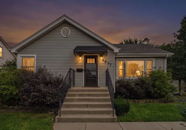 Single family home for sale at (Undisclosed), Oak Lawn, IL 60453 | MLS# 12758372 | Listing updated on 2026-09-25