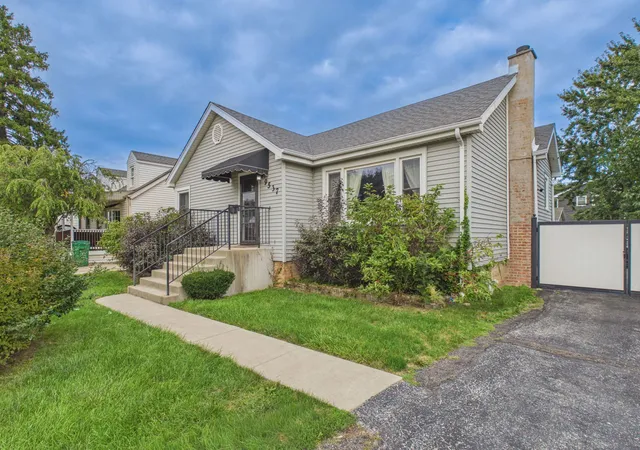Photo 1 of Single family home for sale at (Undisclosed), Oak Lawn, IL 60453 | MLS# 12758372 | Listing updated on 2026-09-25