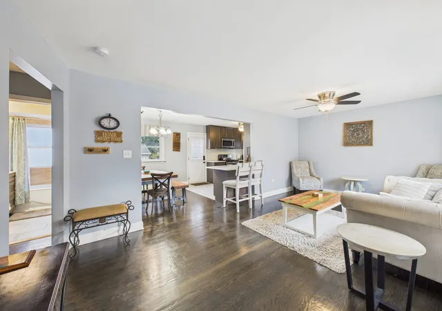 Photo 4 of Single family home for sale at (Undisclosed), Oak Lawn, IL 60453 | MLS# 12758372 | Listing updated on 2026-09-25