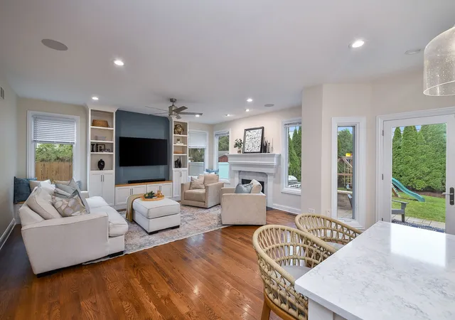 Photo 3 of Single family home for sale at 830 N Sleight St, Naperville, IL 60563 | MLS# 12758373 | Listing updated on 2026-09-23