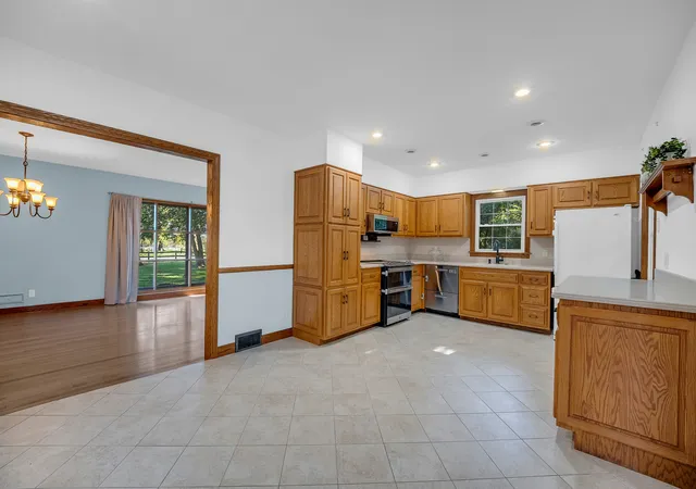 Photo 4 of Single family home for sale at 8s136 Granart Rd, Big Rock, IL 60511 | MLS# 12758374 | Listing updated on 2026-10-08