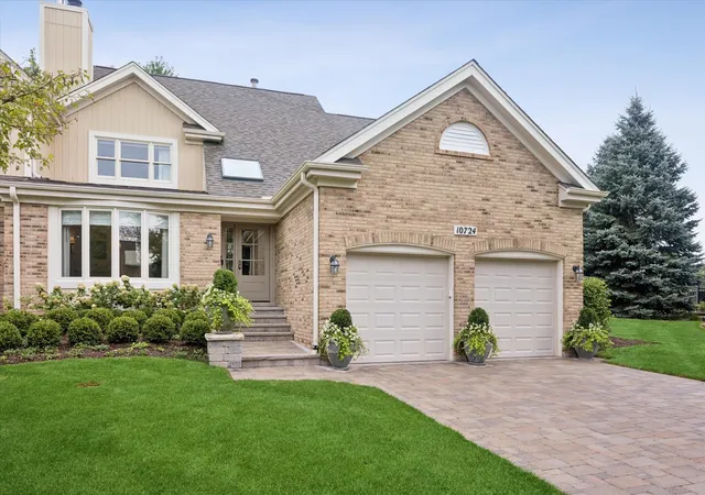 Photo 1 of Townhouse for sale at 10724 Holw Tree Ct, Orland Park, IL 60462 | MLS# 12758388 | Listing updated on 2026-09-14