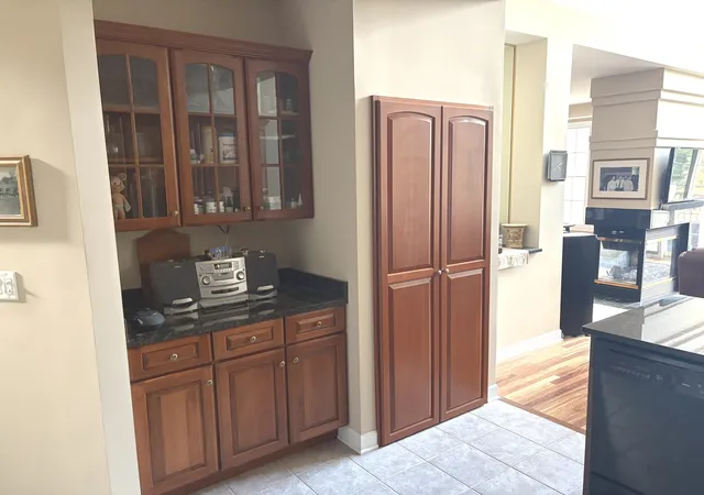 Photo 4 of Townhouse for sale at 508 Ashbury Ct, Lemont, IL 60439 | MLS# 12758389 | Listing updated on 2026-10-02
