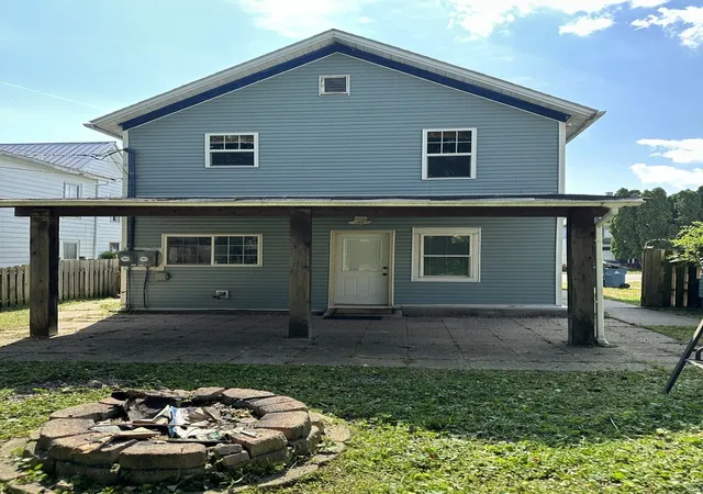 Listing Photo 4 - Condo for sale in building located at 34 3rd St, Savanna, IL 61074