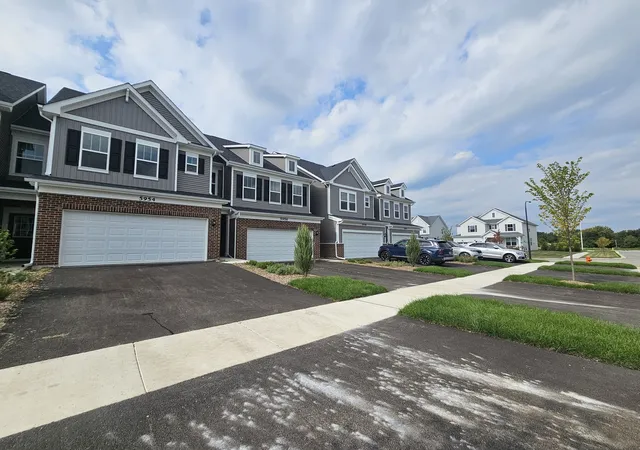 Photo 2 of Townhouse for sale at 5954 Hawkweed Dr #0, Naperville, IL 60564 | MLS# 12758396 | Listing updated on 2026-09-19