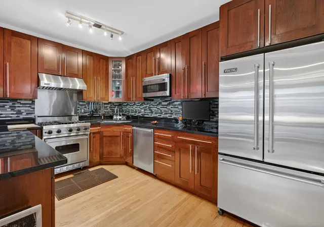 Photo 3 of Condo for sale at 2709 N Campbell Ave #1, Chicago, IL 60647 | MLS# 12758400 | Listing updated on 2026-10-14