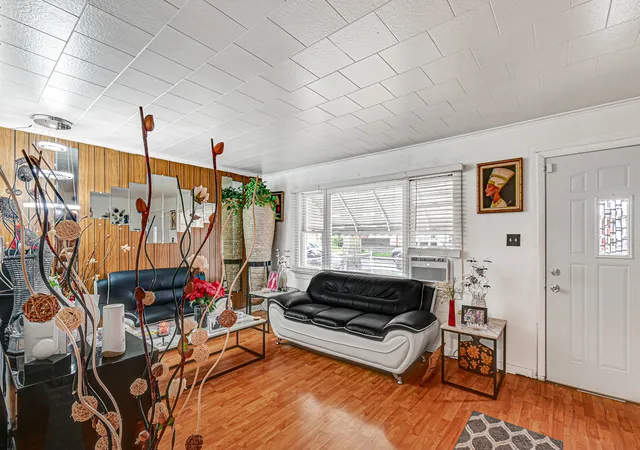 Photo 3 of Single family home for sale at 14041 S Calhoun Ave, Burnham, IL 60633 | MLS# 12758433 | Listing updated on 2026-10-06