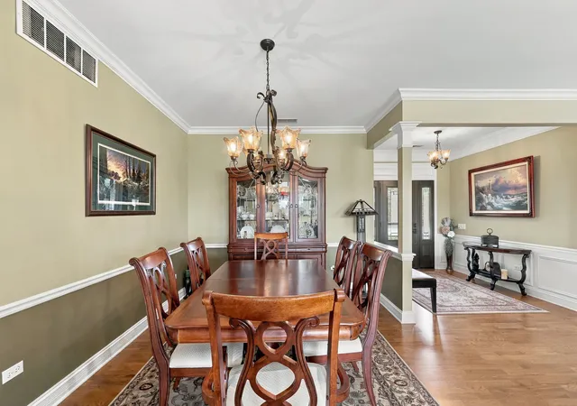 Photo 4 of Single family home for sale at 11990 Summer Ridge Ln, Huntley, IL 60142 | MLS# 12758438 | Listing updated on 2026-09-28