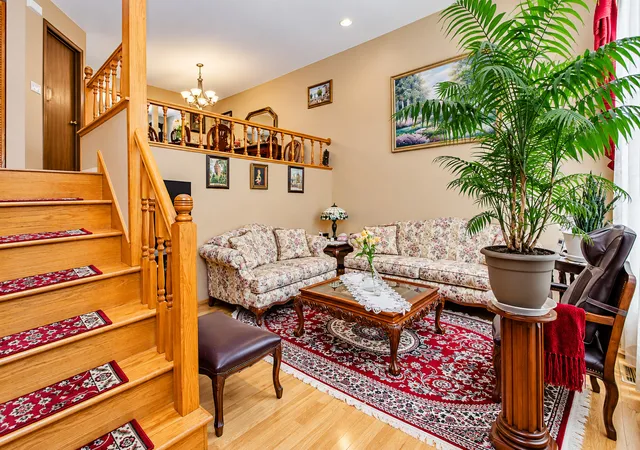 Photo 3 of Townhouse for sale at 935 S Darla Ct, Waukegan, IL 60085 | MLS# 12758441 | Listing updated on 2026-10-06