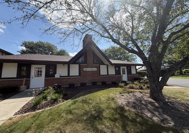 Photo 3 of Condo for sale at 11006 S Theresa Cir #3B, Palos Hills, IL 60465 | MLS# 12758443 | Listing updated on 2026-09-22