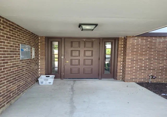 Photo 2 of Condo for sale at 9303 Montgomery Dr #154, Orland Park, IL 60462 | MLS# 12758445 | Listing updated on 2026-09-14