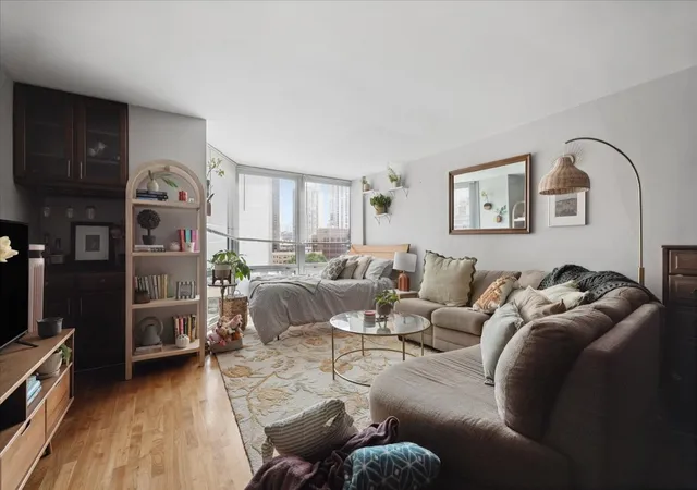 Photo 2 of Condo for sale at 21 W Goethe St #8H, Chicago, IL 60610 | MLS# 12758452 | Listing updated on 2026-09-14