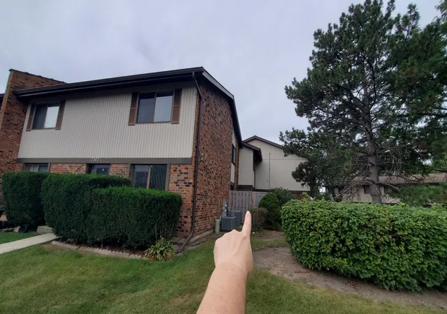 Photo 2 of Townhouse for sale at 7342 Winthrop Way #8, Downers Grove, IL 60516 | MLS# 12758454 | Listing updated on 2026-09-14
