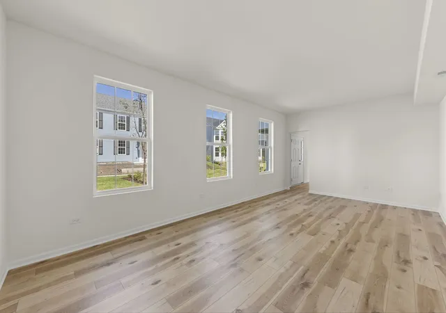 Photo 4 of Single family home for sale at 1039 Celebration Dr, Aurora, IL 60504 | MLS# 12758457 | Listing updated on 2026-09-25