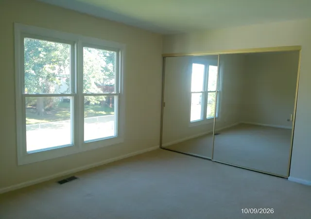 Photo 4 of Single family home for sale at 291 Hill Ave, Bartlett, IL 60103 | MLS# 12758461 | Listing updated on 2026-10-10