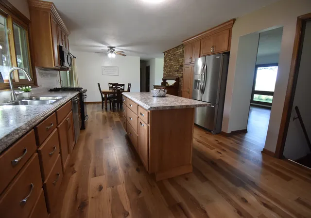 Photo 2 of Single family home for sale at 7922 78th Avenue, Milan, IL 61264 | MLS# 12758479 | Listing updated on 2026-09-16
