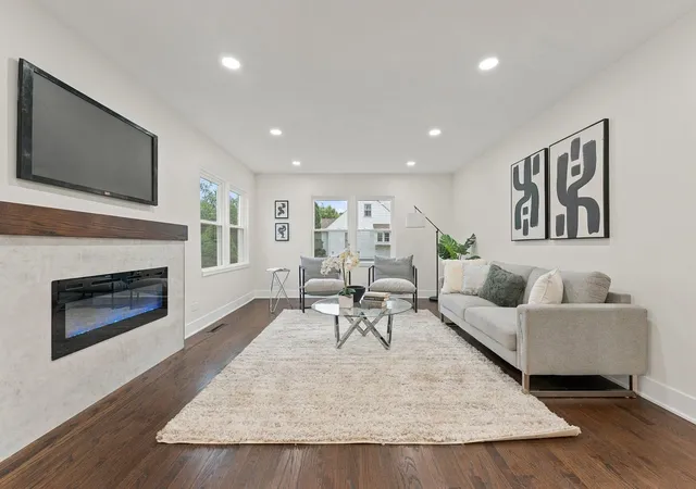 Photo 3 of Single family home for sale at 15w105 Harrison St, Elmhurst, IL 60126 | MLS# 12758494 | Listing updated on 2026-09-26