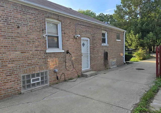 Photo 2 of Single family home for sale at 731 W 129th Place, Chicago, IL 60628 | MLS# 12758513 | Listing updated on 2026-09-14
