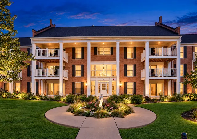Listing Photo 2 - Condo for sale in building located at 5501 Carriageway Dr, Rolling Meadows, IL 60008 - Unit #313A