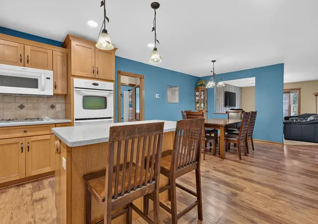 Photo 4 of Single family home for sale at 3980 Prairie Ln, Morris, IL 60450 | MLS# 12758520 | Listing updated on 2026-10-05