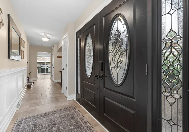 Photo 4 of Single family home for sale at 7202 Gold Grv Pl, Darien, IL 60561 | MLS# 12758522 | Listing updated on 2026-09-24