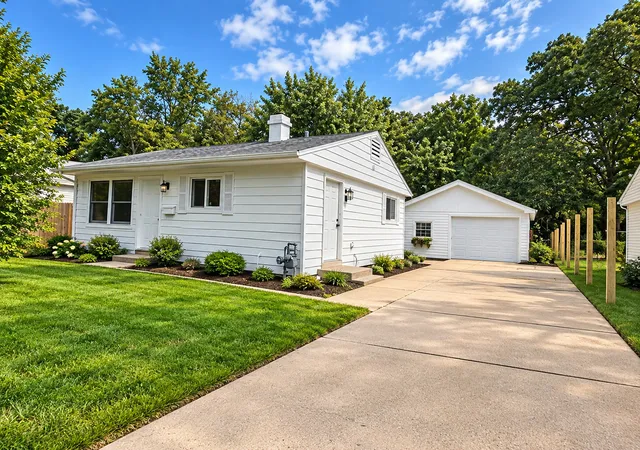 Photo 1 of Single family home for sale at 63 Sparrow Rd, Carpentersville, IL 60110 | MLS# 12758546 | Listing updated on 2026-09-25