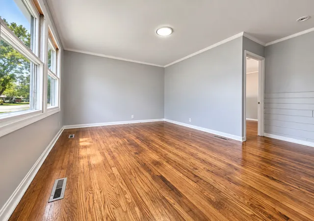 Photo 2 of Single family home for sale at 63 Sparrow Rd, Carpentersville, IL 60110 | MLS# 12758546 | Listing updated on 2026-09-25
