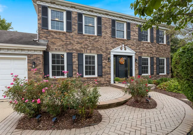 Photo 2 of Single family home for sale at 718 Raintree Dr, Naperville, IL 60540 | MLS# 12758547 | Listing updated on 2026-09-21