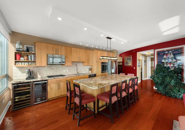 Photo 3 of Condo for sale at 701 S Wells St #2803, Chicago, IL 60607 | MLS# 12758569 | Listing updated on 2026-09-16