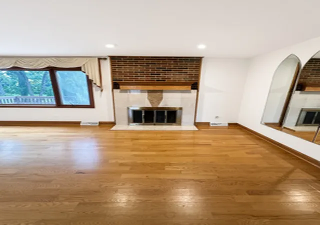 Photo 4 of Single family home for sale at 9s711 Brookbank Rd, Willowbrook, IL 60527 | MLS# 12758570 | Listing updated on 2026-09-25