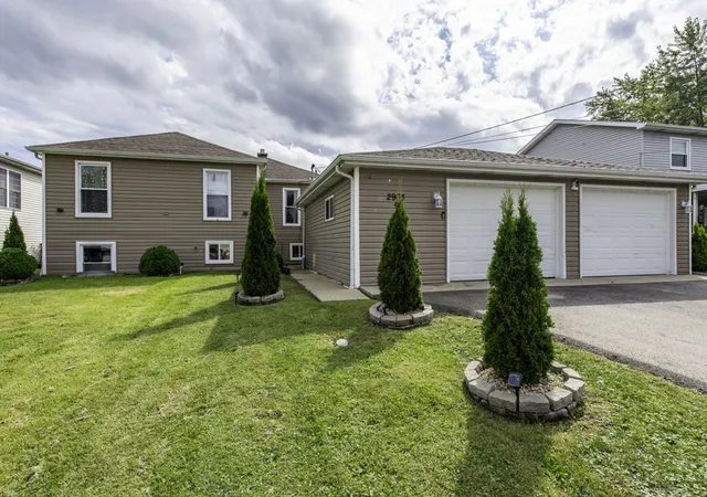 Single family home for sale at 2903 W Nemesis Ave, Beach Park, IL 60087 | MLS# 12758579