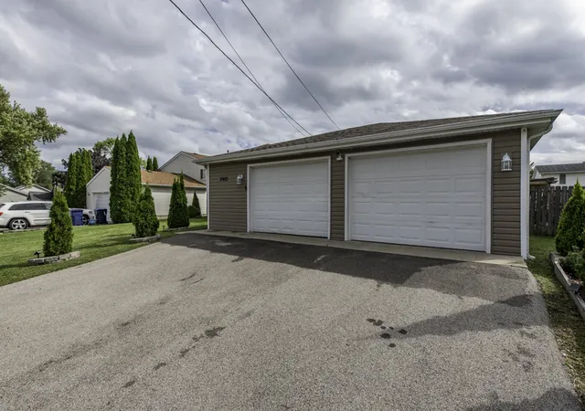 Photo 2 of Single family home for sale at 2903 W Nemesis Ave, Beach Park, IL 60087 | MLS# 12758579 | Listing updated on 2026-09-22