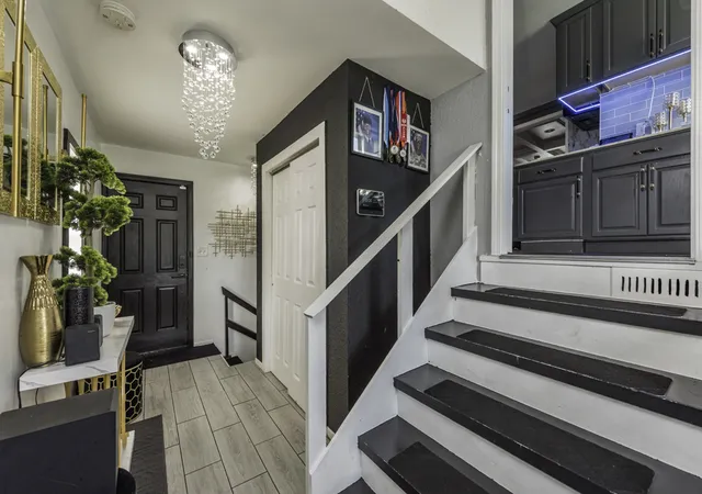 Photo 3 of Single family home for sale at 2903 W Nemesis Ave, Beach Park, IL 60087 | MLS# 12758579 | Listing updated on 2026-09-22