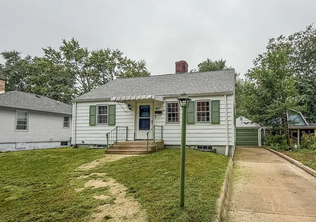 Single family home for sale at 801 S Webber St, Urbana, IL 61801 | MLS# 12758580