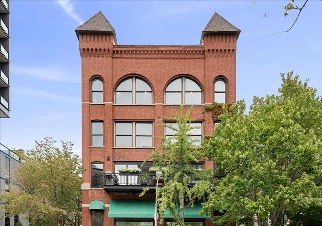 Photo 1 of Condo for sale at 368 W Huron St #4S, Chicago, IL 60654 | MLS# 12758592 | Listing updated on 2026-09-14