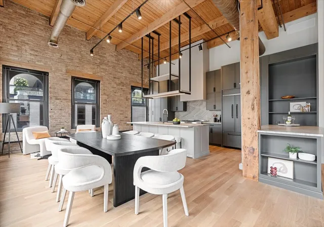 Listing Photo 4 - Condo for sale in building located at 368 W Huron St, Chicago, IL 60654 - Unit #4S