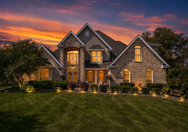 Photo 1 of Single family home for sale at 12110 Pine Ave, Lemont, IL 60439 | MLS# 12758619 | Listing updated on 2026-10-05