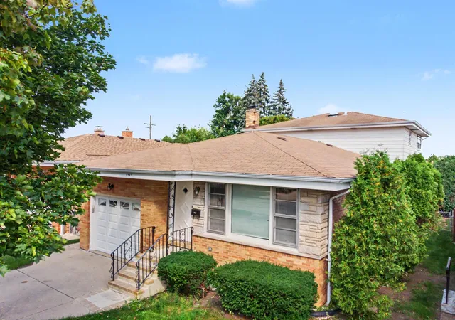 Photo 1 of Single family home for sale at 4945 N Neva Ave, Chicago, IL 60656 | MLS# 12758626 | Listing updated on 2026-09-14