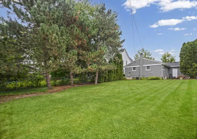 Photo 19 of Single family home for sale at 274 N Highview Ave, Elmhurst, IL 60126 | MLS# 12758636 | Listing updated on 2026-09-14