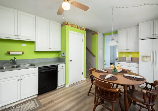 Photo 2 of Single family home for sale at 46 W Ethel Ave, Lombard, IL 60148 | MLS# 12758647 | Listing updated on 2026-10-21