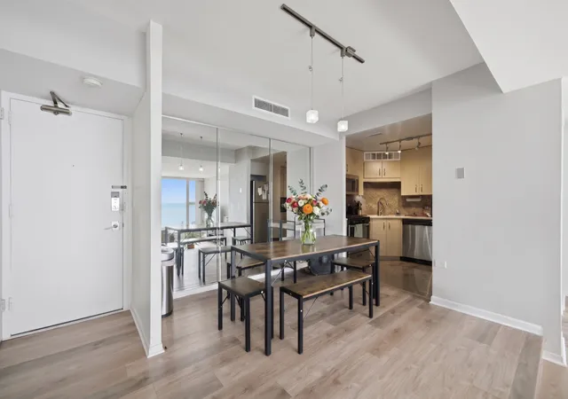 Photo 4 of Condo for sale at 3200 N Lake Shore Dr #2102, Chicago, IL 60657 | MLS# 12758657 | Listing updated on 2026-09-14